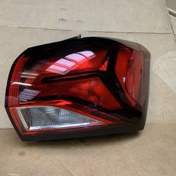 Right Tail Light Chevy Equinox 2022-24