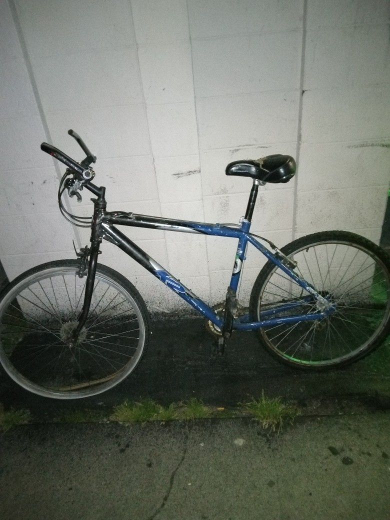 K2 MOUNTAIN BIKE GOOD CONDITION 