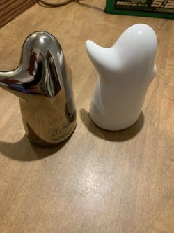 Salt and pepper shakers