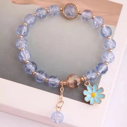 Beautiful bracelet with a daisy charm (BLUE)
