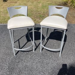 Counter Height Stools 