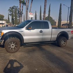 2011 Ford F150 XLT Automatic