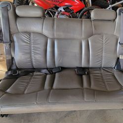  Seats 