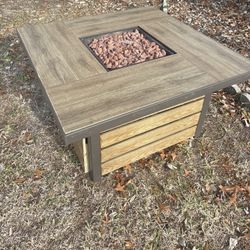 Propane Outdoor Fire Pit Table with Fire Glass and Cover