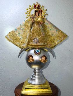 Imagen de la Virgen de la Caridad
