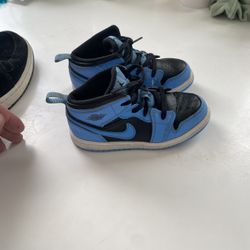 Jordan 1 Mid University Blue Toddler Sneakers