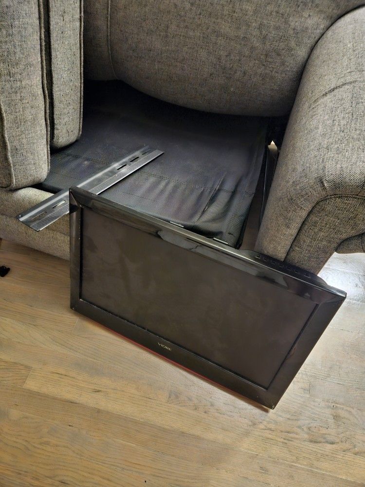 Free Small Viore TV/monitor