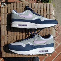 New Nike Air Max 1 Men Size 11