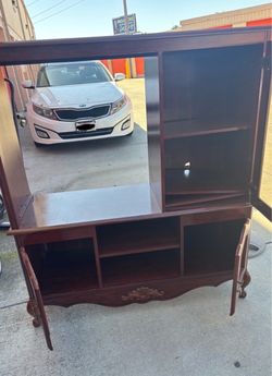 Shelf with mirror