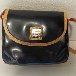 New Dooney & Bourke Small Patent Leather Crossbody