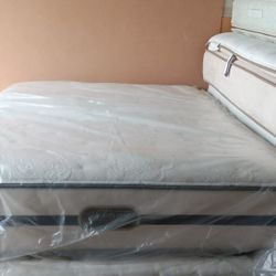 Queen Size Mattress (Colchon Queen Size)