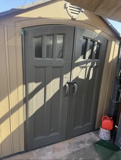 *Free Delivery* Lifetime Storage Shed Room