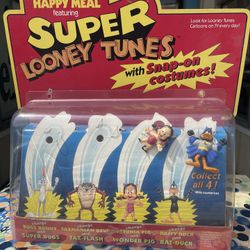 Mcdonald’s Happy Meal Super Looney Tunes Display