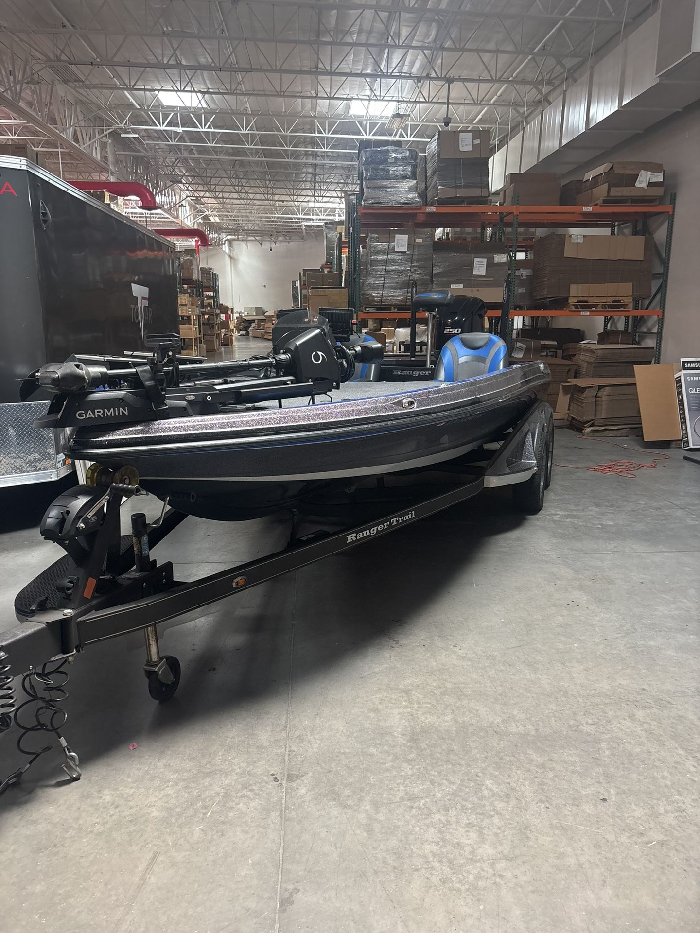 2020 Ranger 520ZL