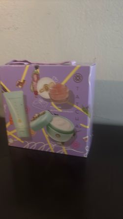Tatcha pure pores plump set