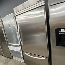 KitchenAid Built In 36” Bottom Freezer Refrigerator 