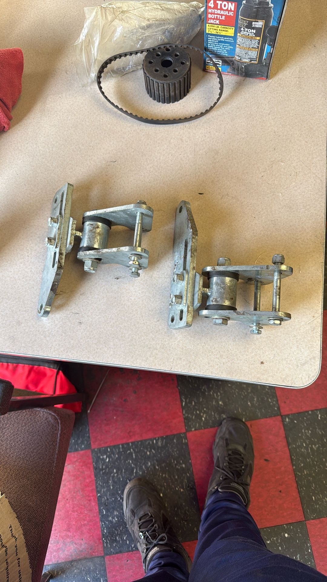 Small block ford adjustable motor frame mounts