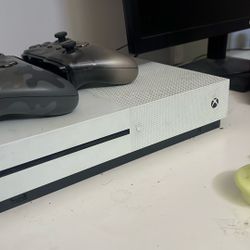 Xbox One S