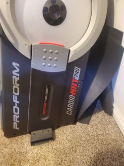 ProForm Trainer H7 iFit-enaibled Elliptical w/7" touchscreen and fan