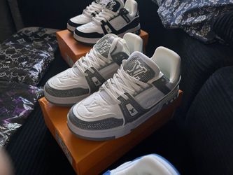 Every size grey rhinestone lv shoes