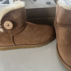 UGG Women’s Boots - size 10