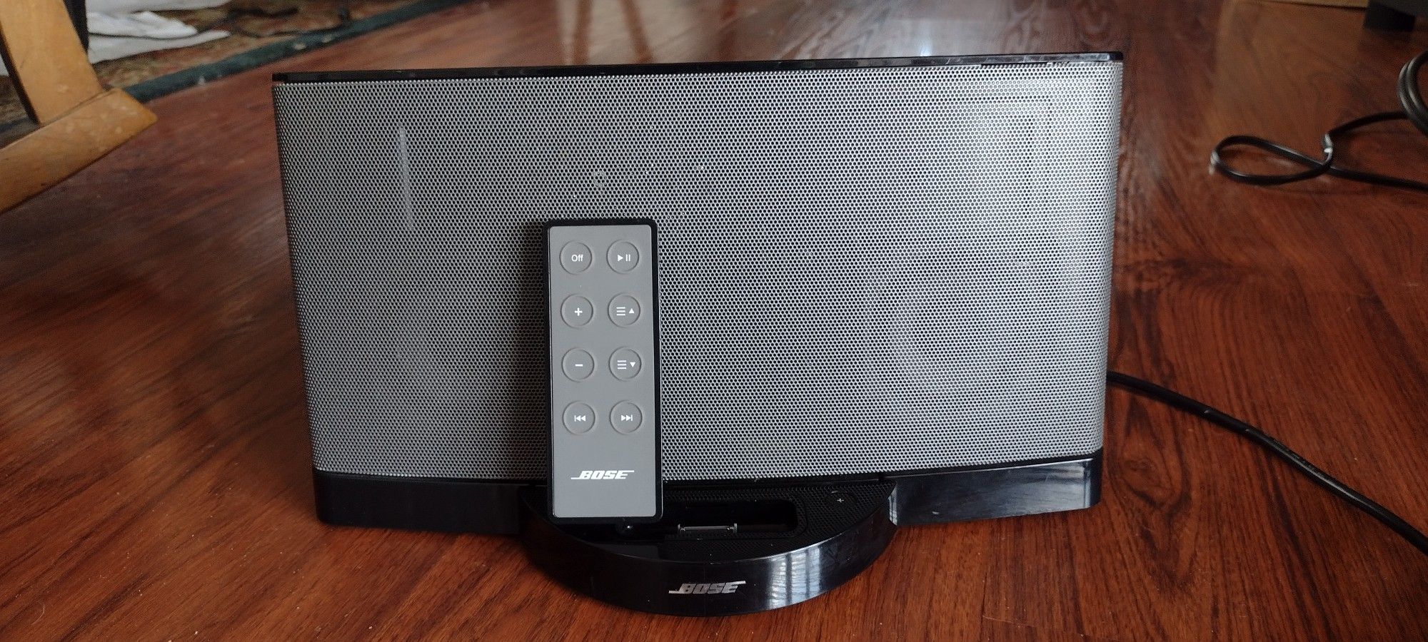 Bose Sounddock Series 2 With Remote