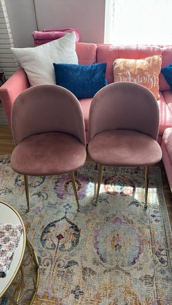 Set of 2 Pink Velvet Accent Chairs