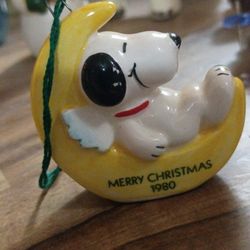 Vintage 1980 Peanuts Snoopy Sleeping on Moon Ceramic Christmas Ornament