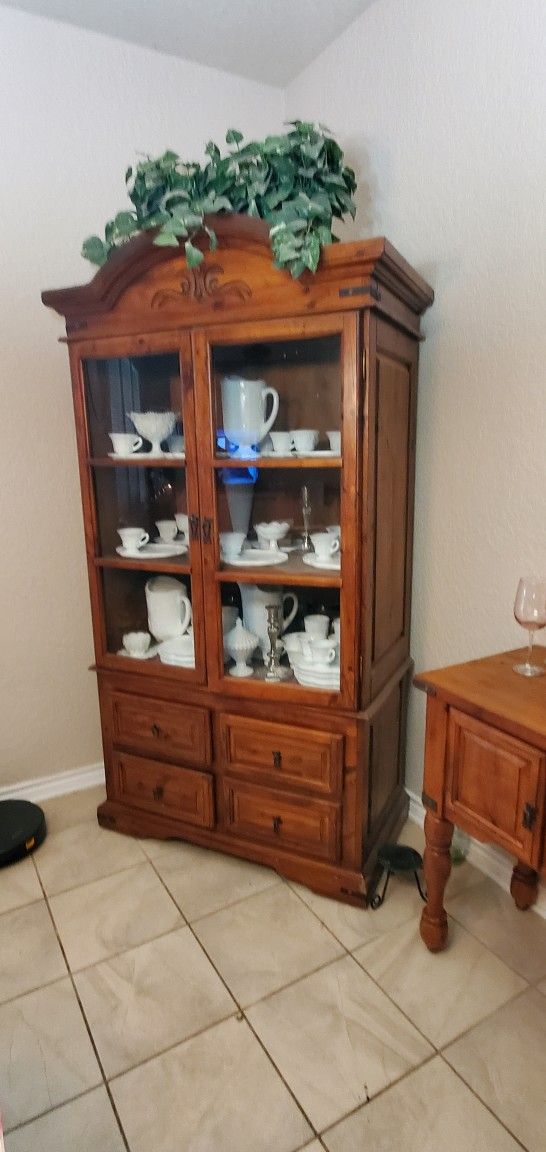 China Hutch