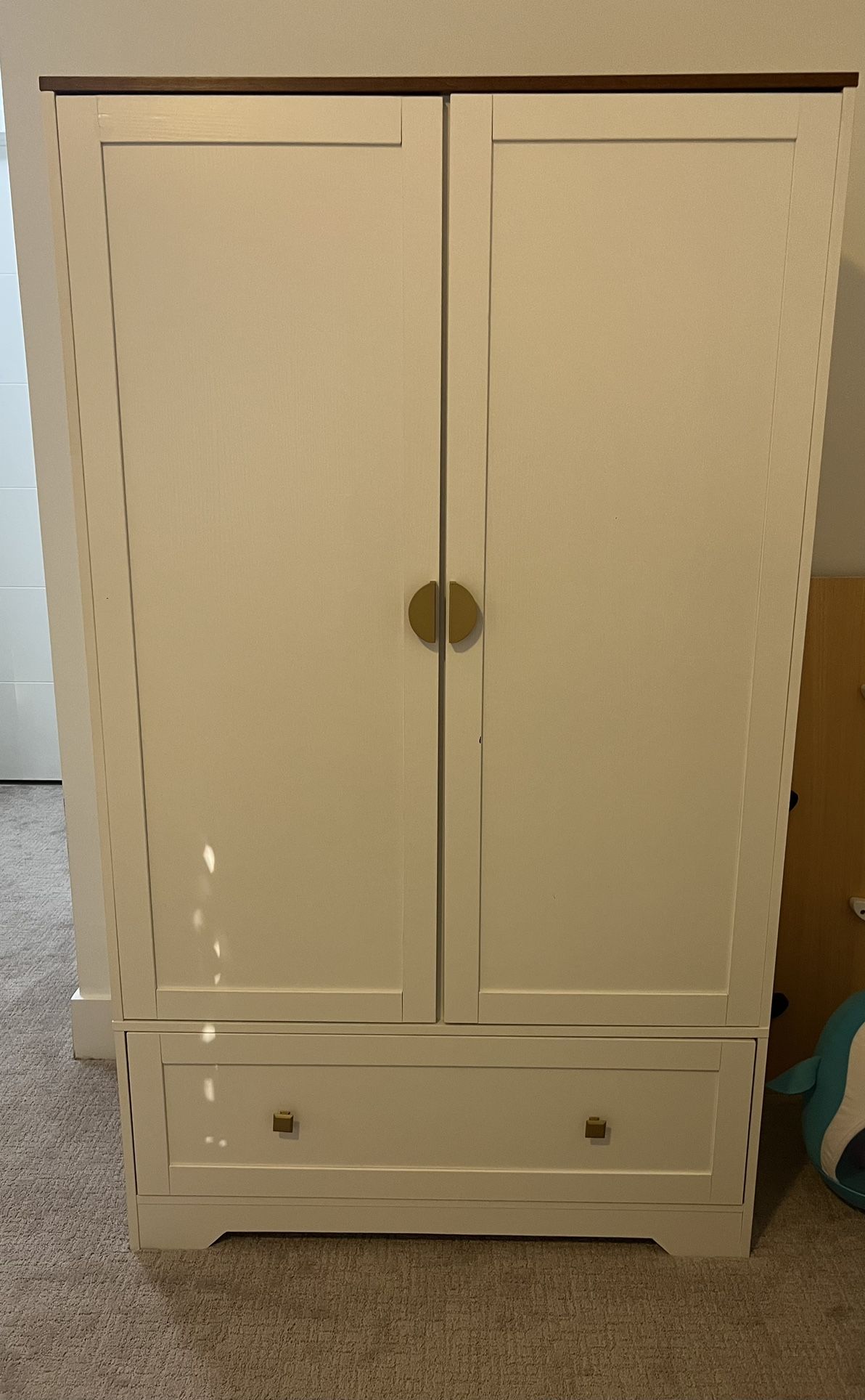 White Wardrobe Closet