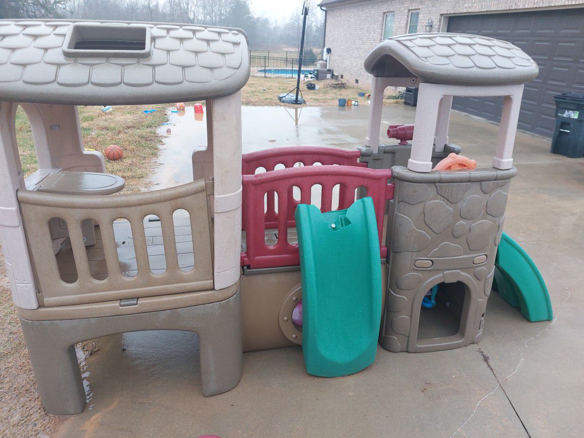 Little Tykes Play Structure
