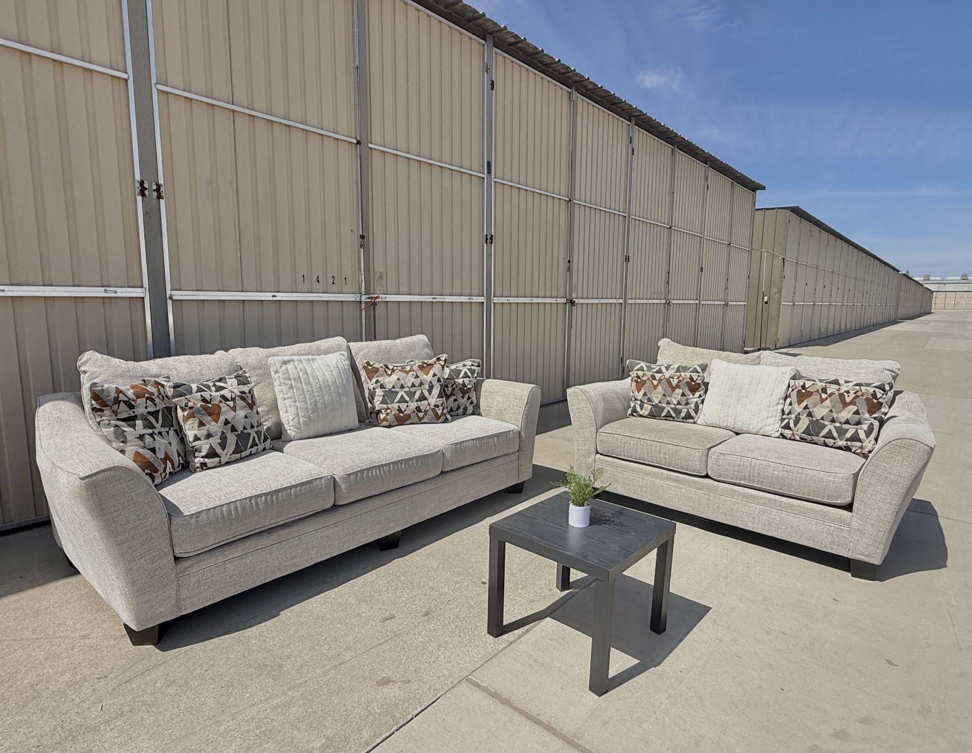 Couch & Love Seat Set