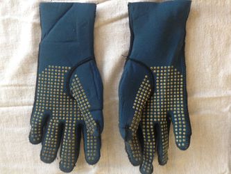 Scuba gloves
