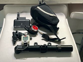 Specialized flux 1200 bicycle headlight bundle