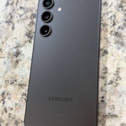 Samsung Galaxy S24 - 128GB - Titanium Gray (UNLOCKED)