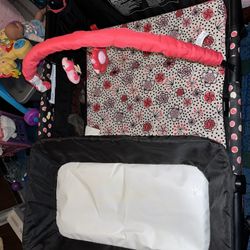 Minnie Mouse Play Pen