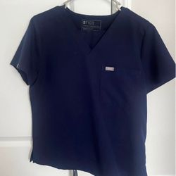 Female Figs!!  like new !!!!