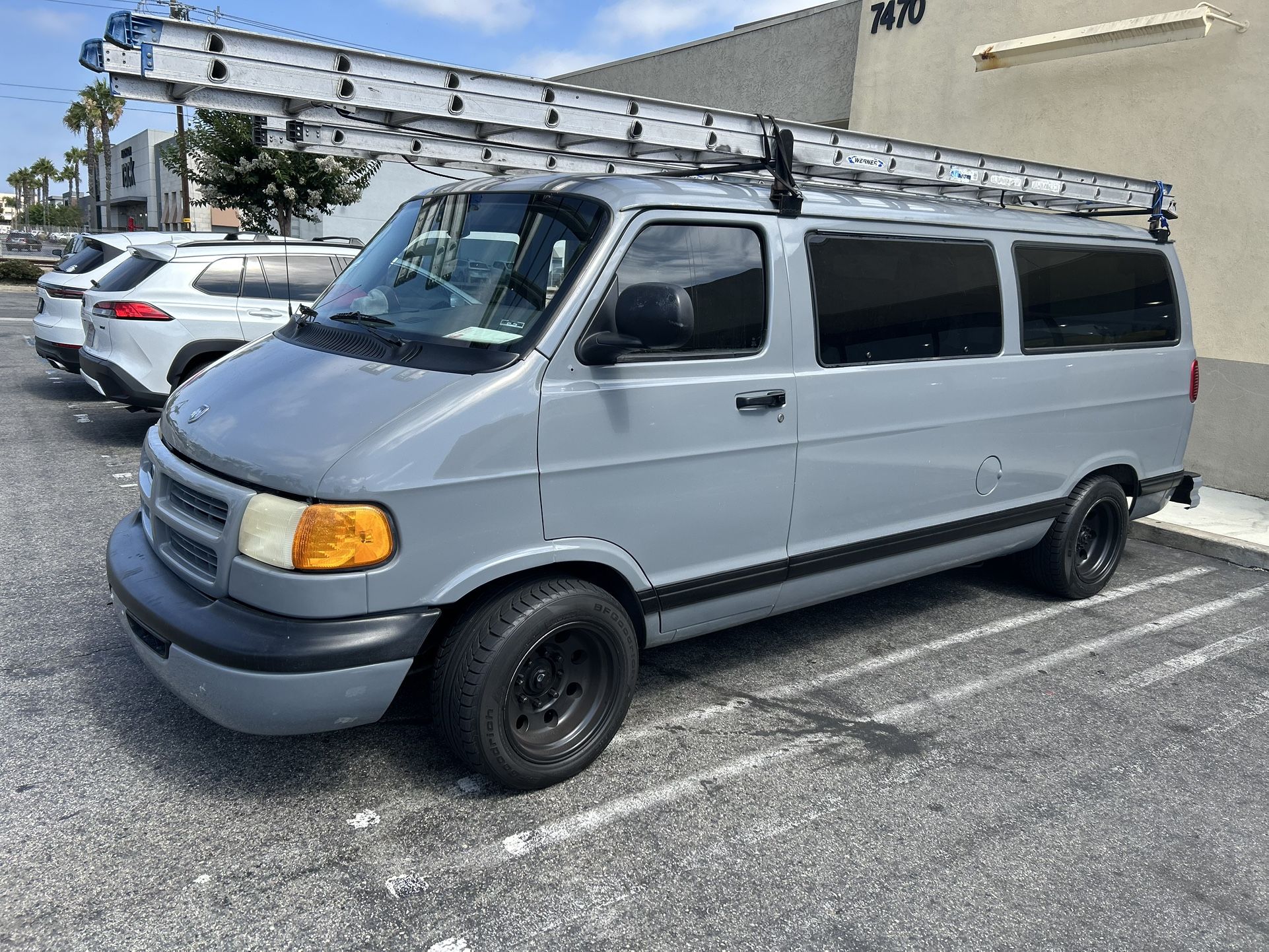 1998 Dodge Ram Van