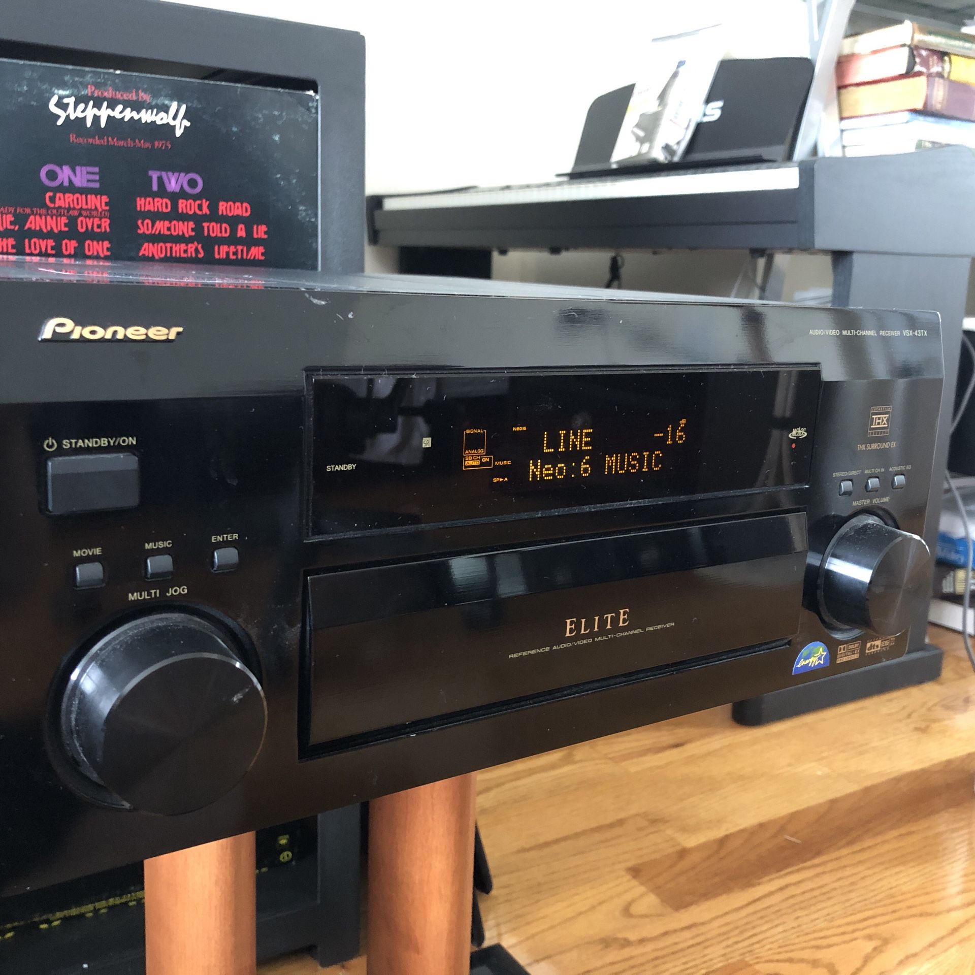 PIONEER ELITE VSX 43TX RECEIVER - NEW PHOTOS!! - PRICED TO SELL & FIRM!!