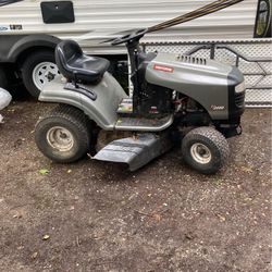 Craftsman Riding Lawnmower