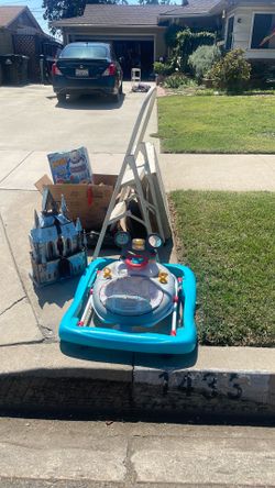 Free stuff on curb