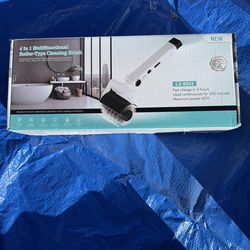 Roller cleaning brush