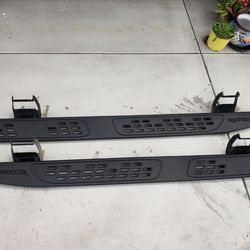 2017 THRU 2025 FORD F150 RAPTOR OEM RUNNING BOARDS  Only fits 4-door crew cab