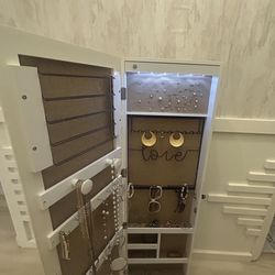 Jewelry Case With A Mirror And Led Lights On The Inside