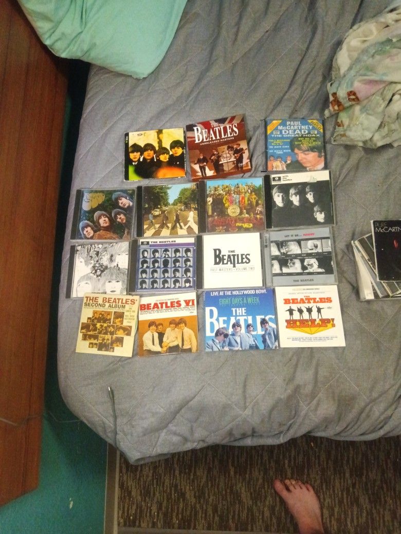 The Beatles CD Lot