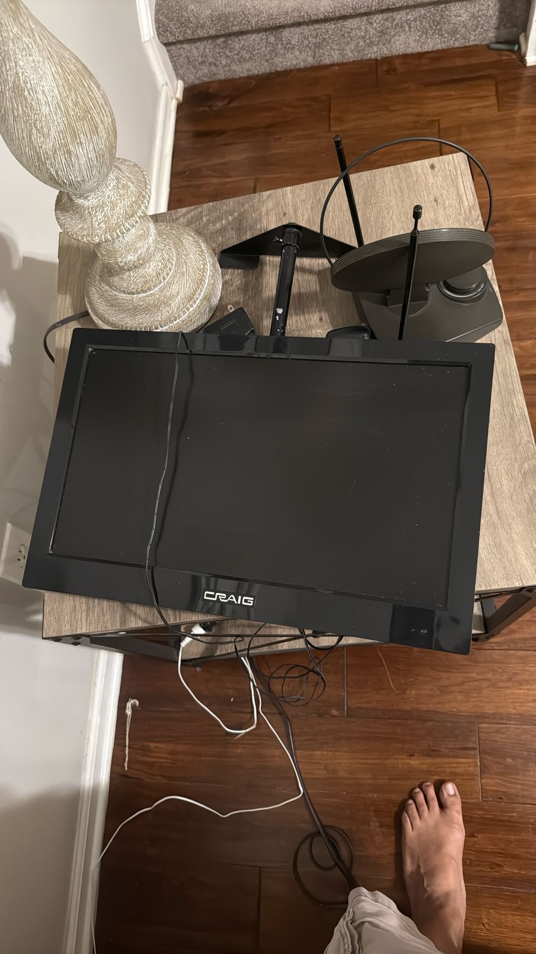 Tv And Antenna 