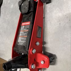 CRAFTSMAN Black 3-Ton Steel Hydraulic Floor jack 