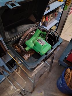 Hitachi saw