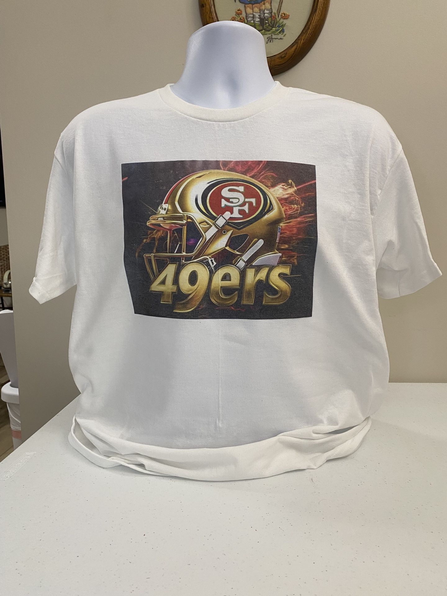 SF 49ers Design T-shirt,New, Size Large, 50/50 cotton/poly, (item #377)