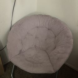 purple fur chair 